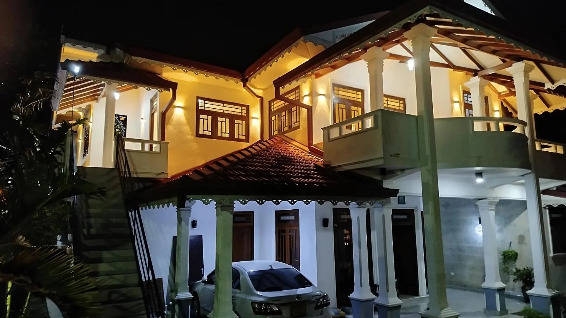 White Palace Negombo