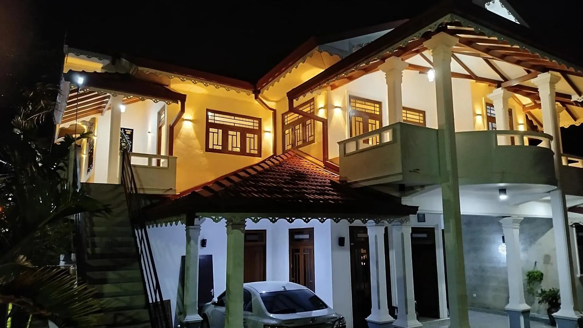 White Palace Negombo